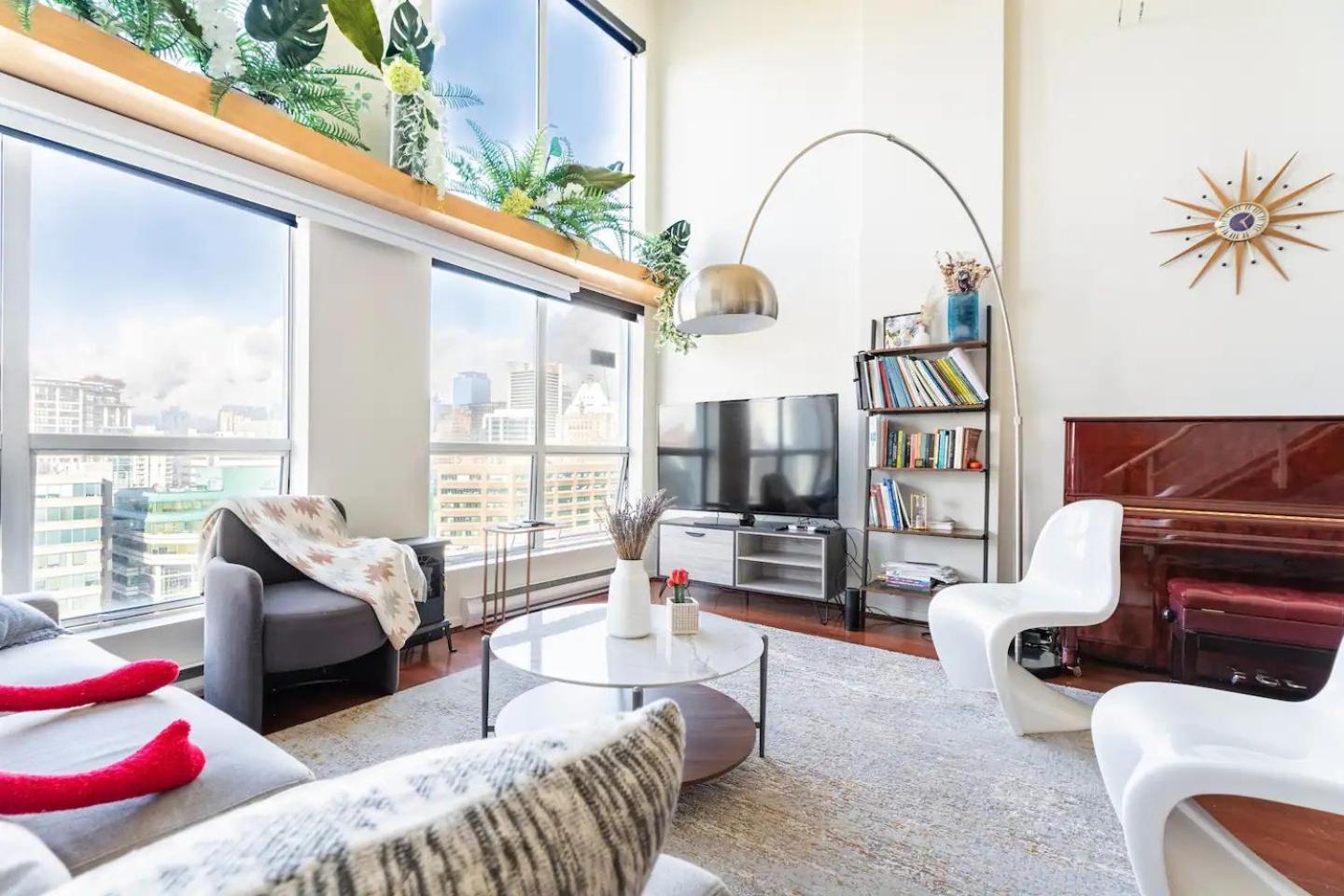 Loft In Downtown Vancouver With Free Parking Екстериор снимка