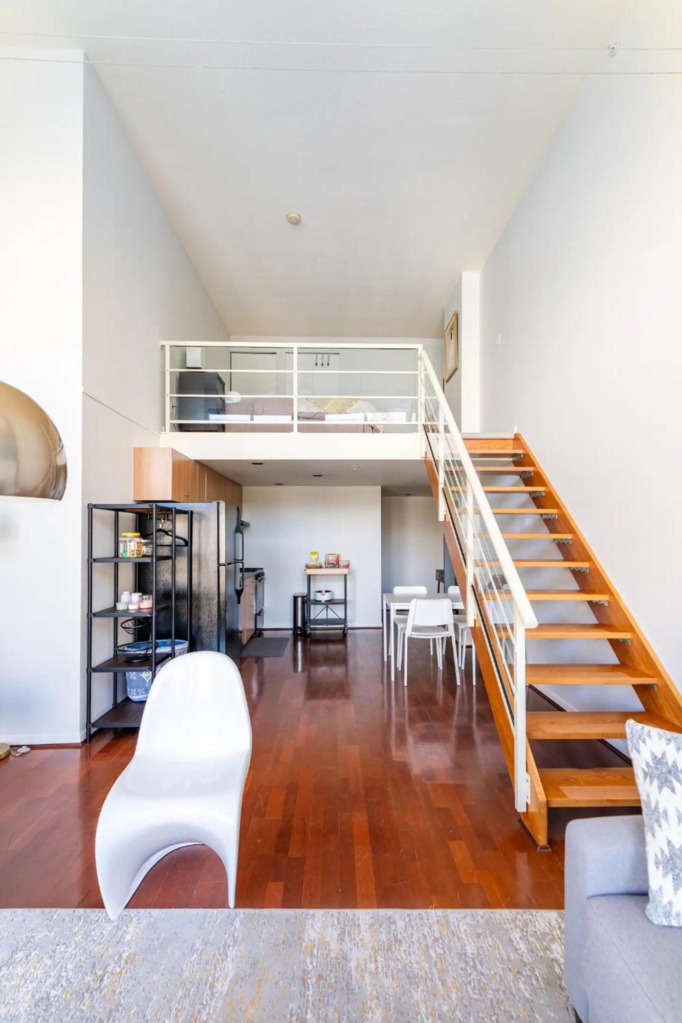 Loft In Downtown Vancouver With Free Parking Екстериор снимка